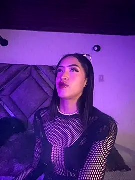 Snapshot of MichelleDiaz_Pink chatting on November 2025 03:07:01 AM MichelleDiaz Pink online show from November 2025 03:07:01 AM