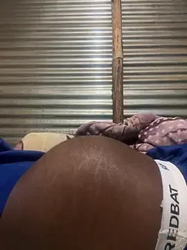 Snapshot of BttmGuy01 chatting on September 2025 04:41:01 PM BttmGuy01 online show from September 2025 04:41:01 PM