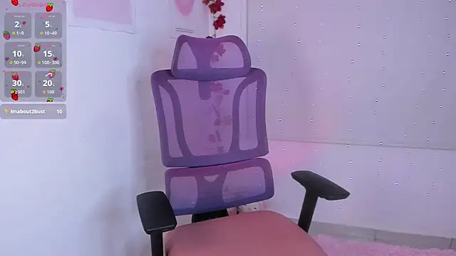 Snapshot of MiaWilsson_ chatting on November 2025 12:42:01 AM MiaWilsson online show from November 2025 12:42:01 AM