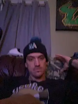 Polaroid White online show from October 2025 07:43:01 AM