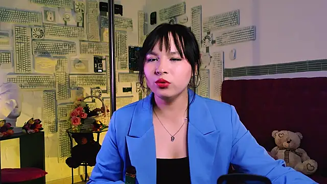 Snapshot of HanaWise chatting on March 2025 01:52:02 PM HanaWise online show from March 2025 01:52:02 PM