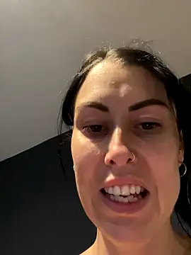 xCharlie MILFx online show from October 2025 12:11:02 AM