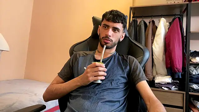 iendriw online show from November 2025 07:14:02 PM