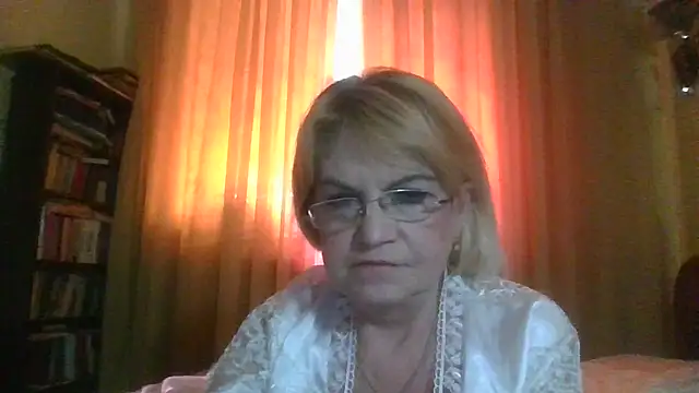 Snapshot of Heidi-Helga chatting on February 2025 04:52:01 AM Heidi-Helga online show from February 2025 04:52:01 AM