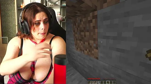 sharonurbex online show from April 2026 12:11:02 PM