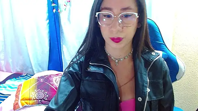 Gia leinn online show from January 2026 03:05:01 PM