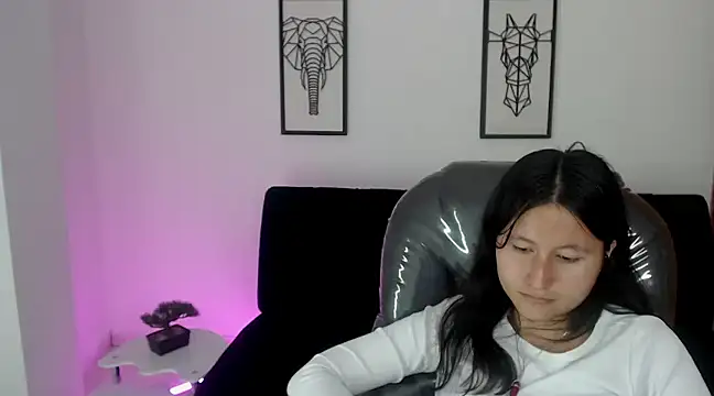 Snapshot of xoxo_kiitty chatting on March 2025 03:16:02 PM xoxo kiitty online show from March 2025 03:16:02 PM