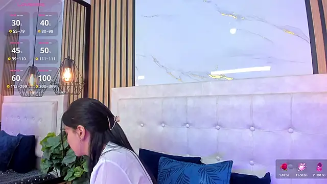 Snapshot of Madyson18 chatting on February 2026 11:32:01 AM Madyson18 online show from February 2026 11:32:01 AM