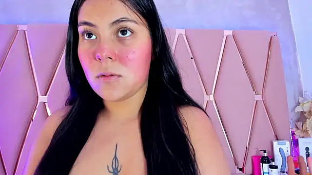 Snapshot of Emily_Black1 chatting on October 2025 11:49:01 PM Emily Black1 online show from October 2025 11:49:01 PM