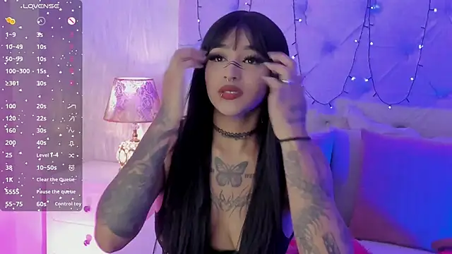 Snapshot of goth_tasha chatting on November 2025 07:49:02 PM goth tasha online show from November 2025 07:49:02 PM