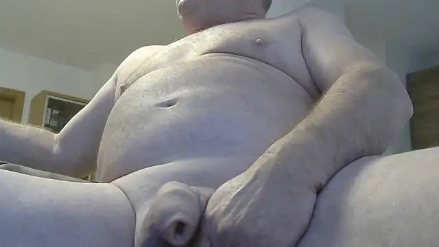 jerkoutdoor70 online show from November 2025 01:17:02 PM