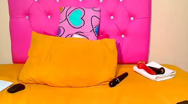 SEXYASSTINAXXX online show from March 2025 01:21:02 AM