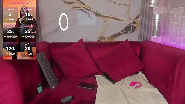 Snapshot of Bella_williamss_ chatting on December 2025 07:08:02 PM Bella williamss online show from December 2025 07:08:02 PM