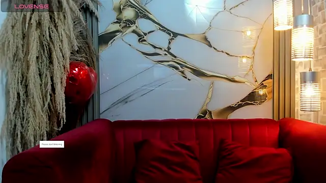 Snapshot of Bella_williamss_ chatting on February 2026 07:41:01 PM Bella williamss online show from February 2026 07:41:01 PM