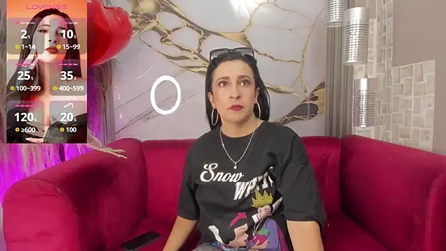 Snapshot of Bella_williamss_ chatting on February 2026 07:32:02 PM Bella williamss online show from February 2026 07:32:02 PM