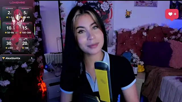 Snapshot of Minami_Nakamura chatting on November 2025 09:18:02 AM Minami Nakamura online show from November 2025 09:18:02 AM