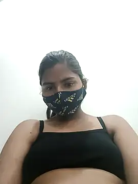 Snapshot of heena-3678 chatting on March 2025 05:43:02 AM heena-3678 online show from March 2025 05:43:02 AM