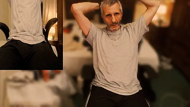 Snapshot of maxdaddy690 chatting on September 2025 08:52:02 PM maxdaddy690 online show from September 2025 08:52:02 PM