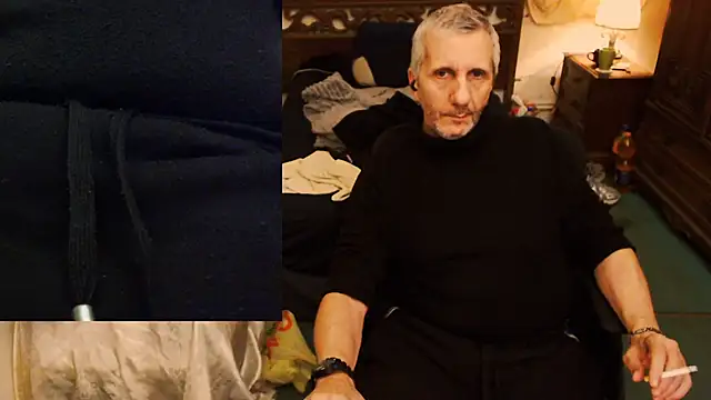 Snapshot of maxdaddy690 chatting on October 2025 10:55:02 PM maxdaddy690 online show from October 2025 10:55:02 PM