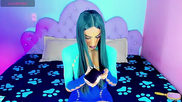 Snapshot of Julie_Lovelyx1 chatting on June 2026 04:59:02 AM Julie Lovelyx1 online show from June 2026 04:59:02 AM