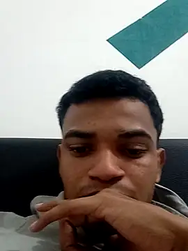 Snapshot of yerson20hot chatting on March 2025 08:22:01 PM yerson20hot online show from March 2025 08:22:01 PM