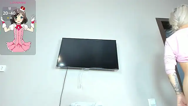 Zirael swan online show from November 2025 02:06:02 AM