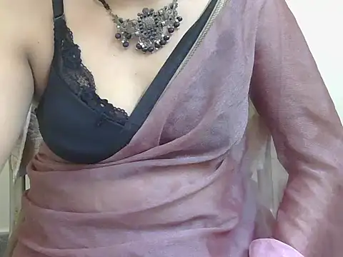 Snapshot of Lovely_Manvi chatting on October 2025 12:01:02 PM Lovely Manvi online show from October 2025 12:01:02 PM