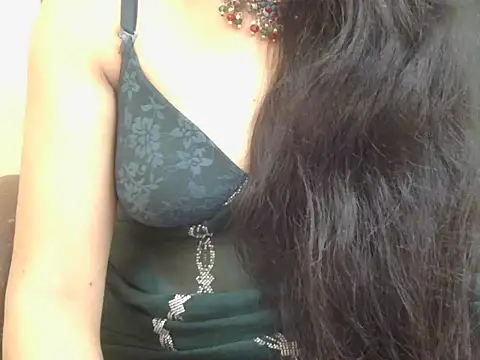 Snapshot of Lovely_Manvi chatting on November 2025 04:29:01 PM Lovely Manvi online show from November 2025 04:29:01 PM