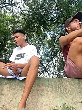 Snapshot of twinks_28 chatting on November 2025 07:03:01 PM twinks 28 online show from November 2025 07:03:01 PM