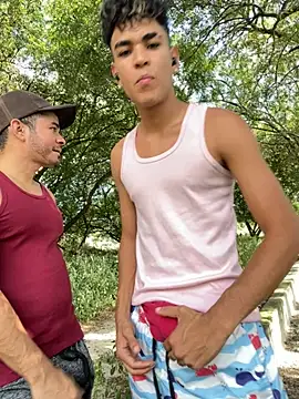 Snapshot of twinks_28 chatting on November 2025 07:45:01 PM twinks 28 online show from November 2025 07:45:01 PM