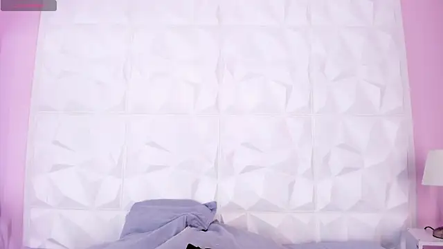 Valeriagomez  online show from November 2025 12:18:01 PM