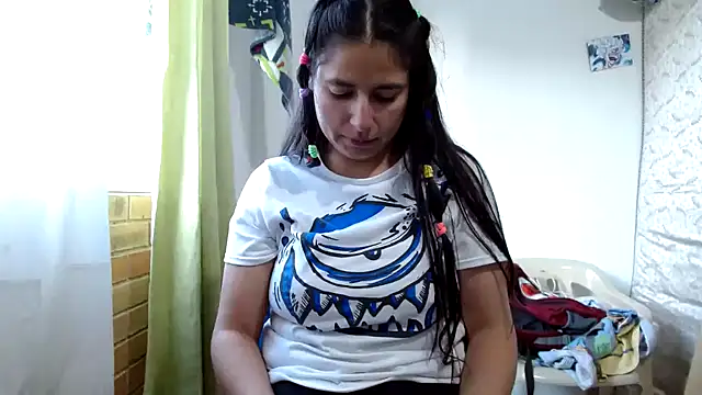 Escarcha-blue online show from November 2025 11:12:01 AM