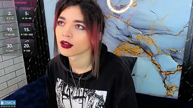 Snapshot of MaeveKuro chatting on December 2025 03:12:02 AM MaeveKuro online show from December 2025 03:12:02 AM