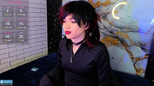 Snapshot of MaeveKuro chatting on December 2025 03:25:01 AM MaeveKuro online show from December 2025 03:25:01 AM