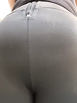 roxanasexy2025 online show from March 2026 04:02:01 PM