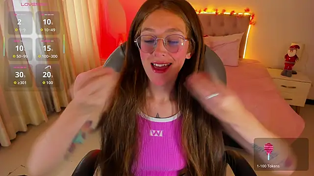 Snapshot of Emily_Warren_ chatting on November 2025 07:58:01 PM Emily Warren online show from November 2025 07:58:01 PM