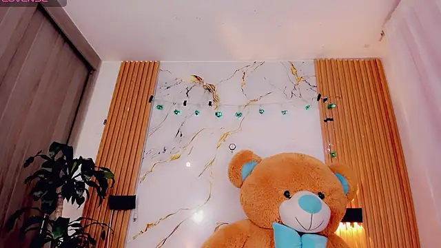 ValeriCardenas online show from April 2026 03:07:01 AM