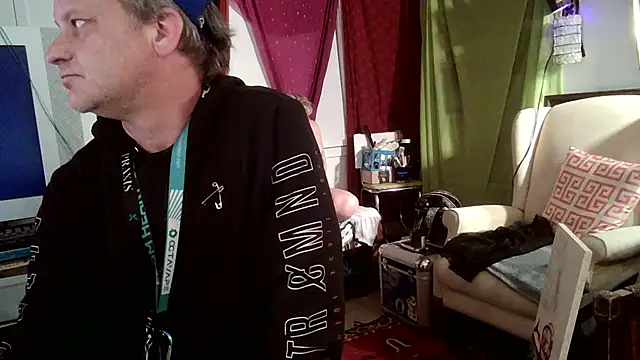 Snapshot of Foxxyhoneypott chatting on March 2025 07:09:01 AM Foxxyhoneypott online show from March 2025 07:09:01 AM