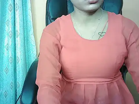 Snapshot of Mahi_DarlingS chatting on March 2025 04:14:02 AM Mahi DarlingS online show from March 2025 04:14:02 AM