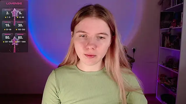 Strawberry juli online show from February 2026 07:51:01 AM