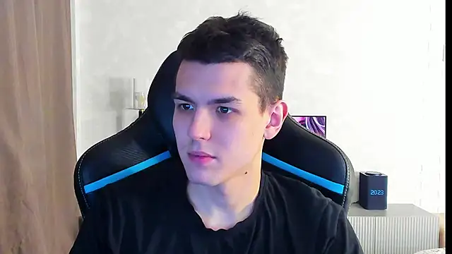 TravisRevas online show from March 2025 05:24:02 PM