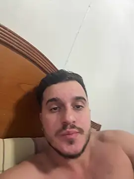 spidersA online show from February 2026 01:44:02 AM