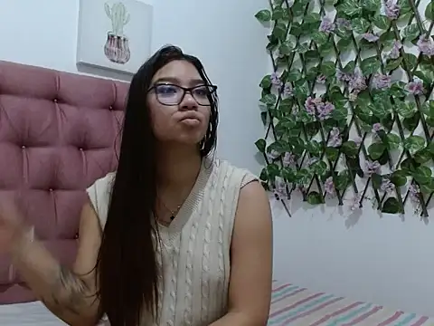 Snapshot of yousweet-Scarett chatting on September 2025 01:48:02 PM yousweet-Scarett online show from September 2025 01:48:02 PM