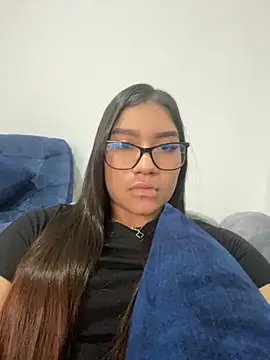 Snapshot of yousweet-Scarett chatting on October 2025 09:27:02 PM yousweet-Scarett online show from October 2025 09:27:02 PM