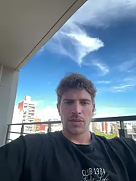 shuki0101 online show from April 2026 07:17:02 PM