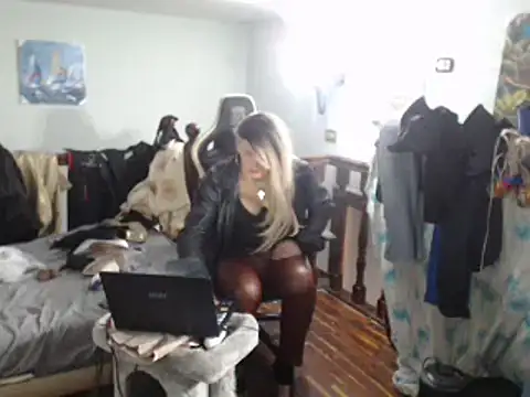 emmex671 online show from February 2025 06:04:01 AM