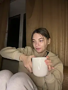 MrrKate online show from March 2026 02:04:02 AM