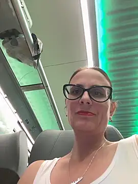 Snapshot of NataKitten chatting on November 2025 07:30:01 PM NataKitten online show from November 2025 07:30:01 PM