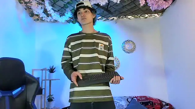 Maxxi hot23 online show from January 2026 08:22:02 PM