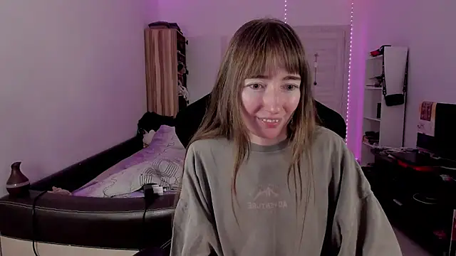 Snapshot of bekkawell chatting on September 2025 05:58:01 PM bekkawell online show from September 2025 05:58:01 PM